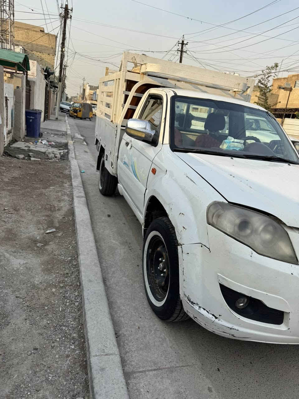 السلام عليكم عندي هاي البيكم موديل 2013 

جاهزة للعمل بدون نواقص تبريد شغال تخم تاير وصدر جديد 
بدون صبغ بلادية سعرها 48 ورقة مكاني بغداد الجديدة ***********
