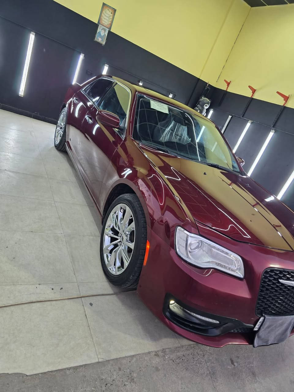 يالله ادوات ادوات ادوات اوباما 2017 S وارد امريكي بنورما فول موصفات تشغيل عن بعد شاشة كبيره ستيرن كهربائي بردة خلفية  متومة وكاملة رقم انجليزي السيارة خير من الله لا تسولف على صبغ اوكفلك كصه سرقه عشائر السياره جاهزه من كل النواحي كير مكينه بالكارتون حداده 100/100 
العنوان بصره 
السعر 120 بيها مجال 
*********** 
بدون مراوس بيع فقط
