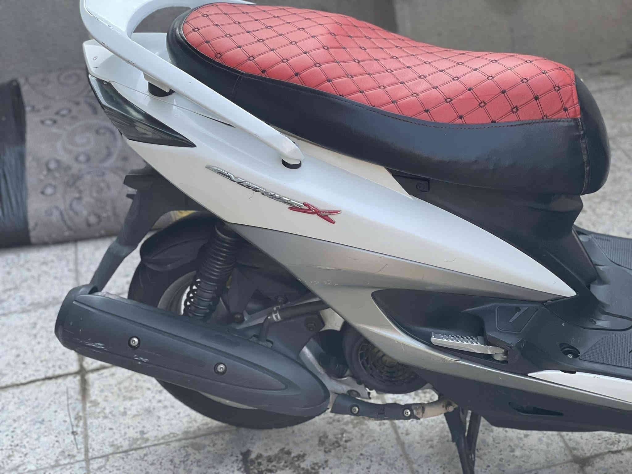 للبيع سكنس لد ياباني قبق نفخ ستان كهربائي مكينه بلاديه برغي ما مفتوح بيهه السعر 1250   وبيهه مجال مكاني الشعله ***********
