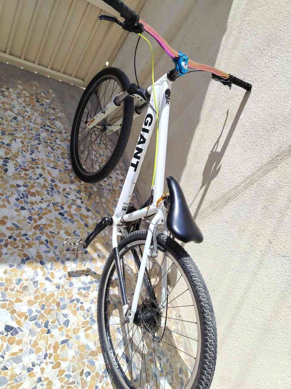 بايسكل جينت رياضي اسناب للبيع السعر خاص


**إذا كنت صاحب هذا الإعلان وتريد حذفه لأي سبب، رجاءا أرسل رسالة إلى الدعم الفني**