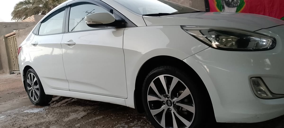 السلام عليكم
اكسنت موديل 15 خليجي 1600 سياره جديده السعر 114 وبيها مجال قليل شراي اتصل وتشلع عيوني مو شراي لاتعلق فدوه اروحلك المكان ديوانيه***********
