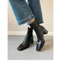 تخفيض • نهاية الموسم • ملابس