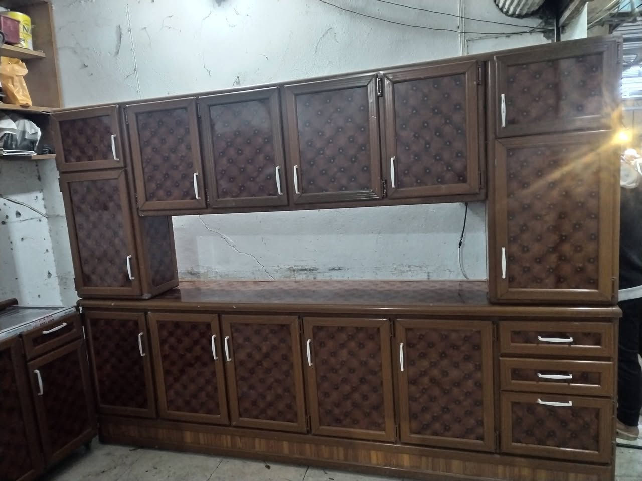 كاونتر ثلاث قطع للبيع شغل موصل ثقيل نظافه 100% الطول 3 امتار السعر 450 بها مجال(***********)(***********)
