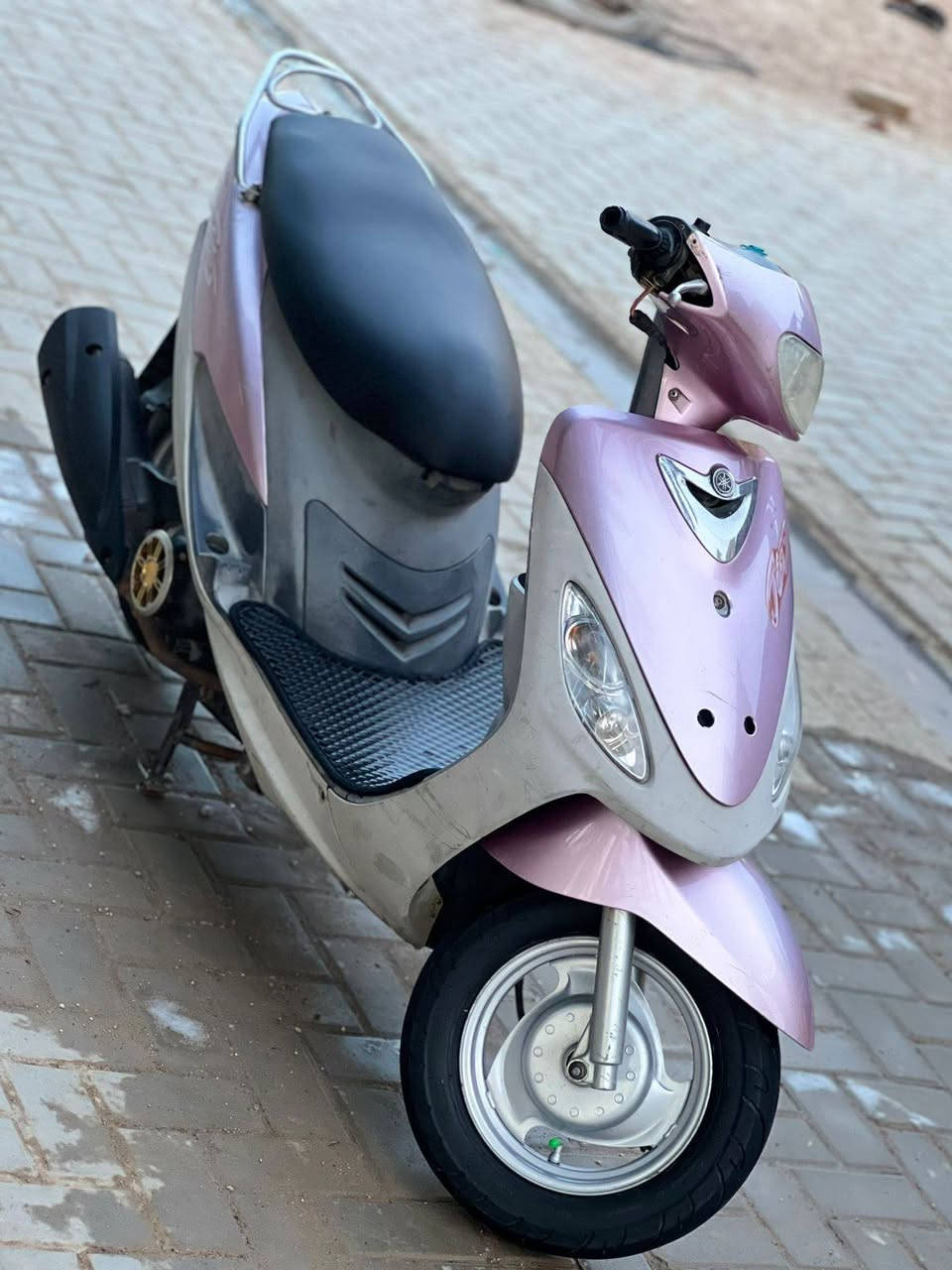 السلام عليكم للبيع دراجه ختم واحد ويا الماكينه مقفوله ما متواجد خاص. ***********
