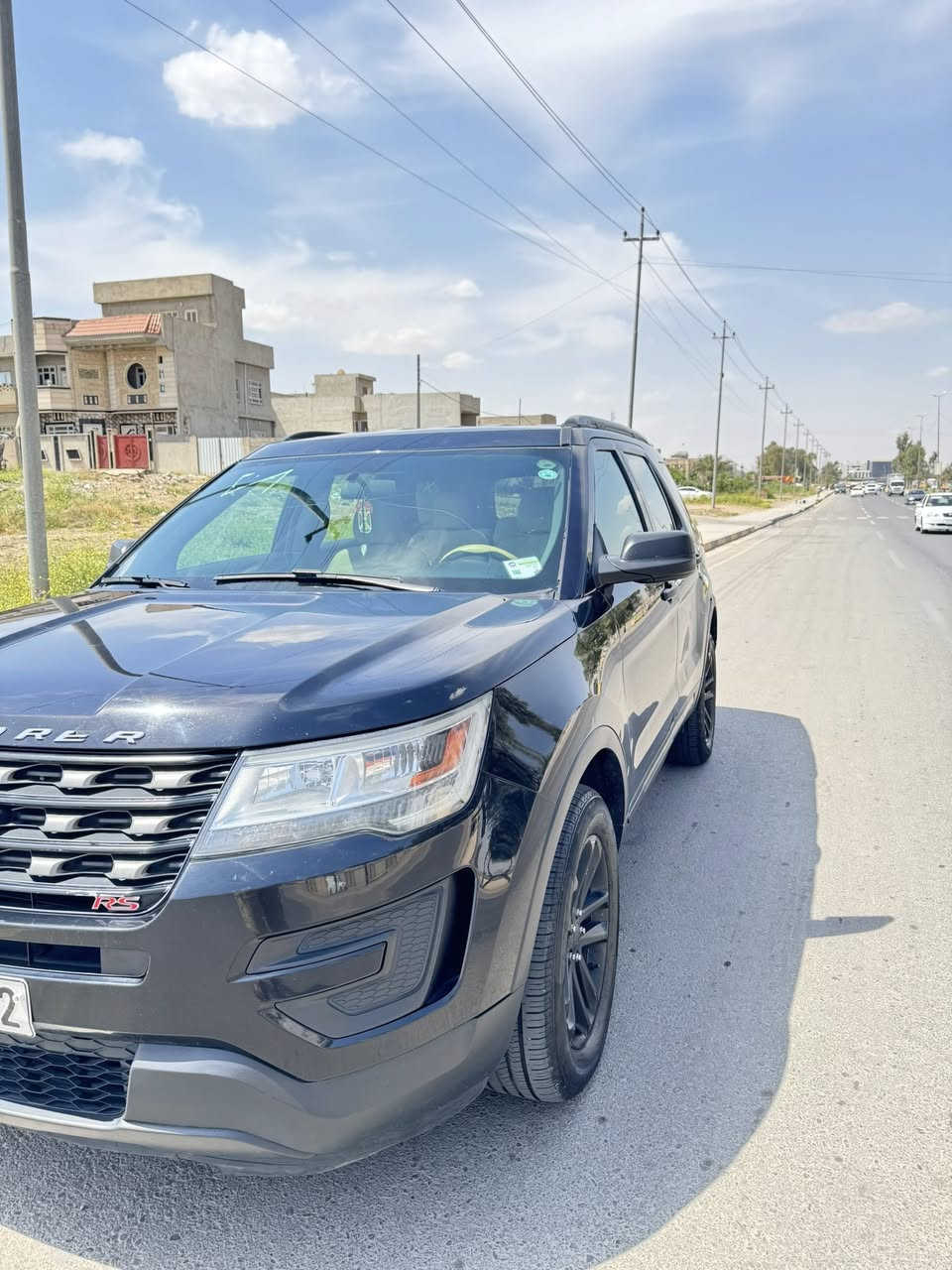 فورد EXPLORER 2017
مواصفات 
محرك v6 (3500)
تحكمات ستيرن 
شفتات بالاستيرن
بصمه 
تشغيل عن بعد
4*4 فورويل
سبعه راكب 
تبريد امامي وخلفي مركزي 
وبعد بيها مواصفات
طخم جديد امامي خلفي 
طخم تايرات جديد 
سياره ماناقصها أي شي خير من الله 
محرك وكير شرط ما مفتوح 
للاستفسار الاتصال عالرقم ***********
