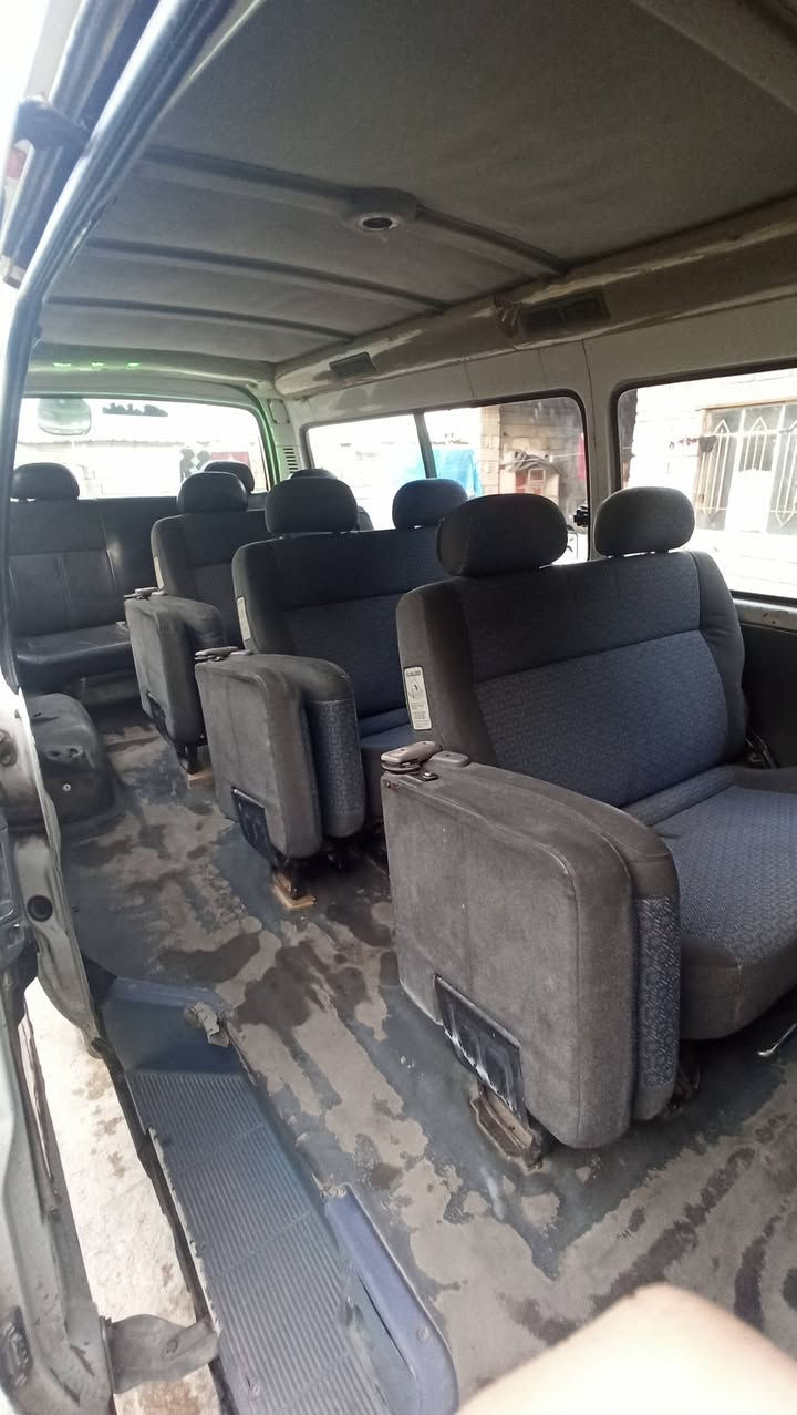 فتون 2008البيع رقم بغداد مرور وهيه مصفره هزه جديده بشهر الواحد هزيته. داخل استاركس سياره بسمي مكينه شرط لا نفخ ولا صرف شواصي شرط تحول بل موصل صبغ ما بيه خطه حي الانتصار  السعر 65 وبيه مجال مكان السياره بالموصل الايسر  الاستفسار اكثر عل هذا الرقم***********
