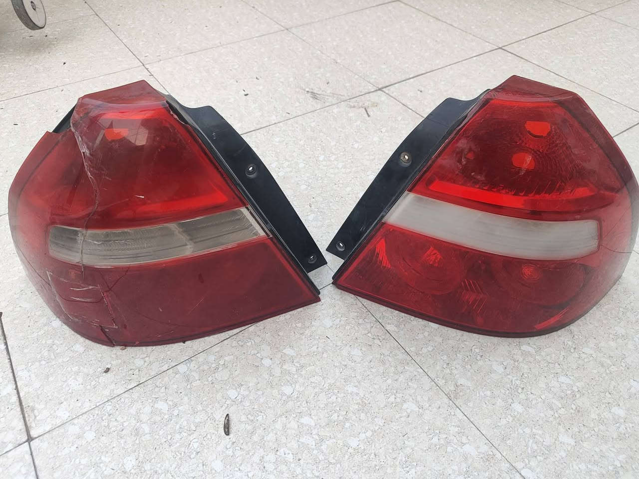 غراض افيو 
دعامية خلفيه 
بك لايتات 
جاملغ صوب صدر امامي 
للبيع *********** 
موجود خاص
