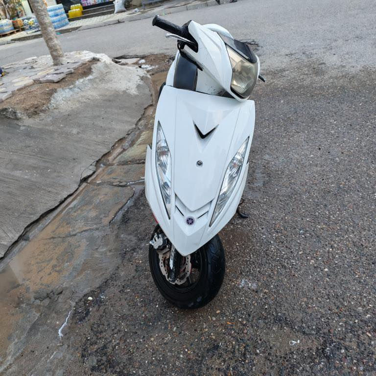 السلام عليكم للبيع  GTR الدراجة حلوة وجديدة مكفولة كلهة بس البجم تجاري مكينة جديدة ما مفتوحة ابد مال جناي الدراجة مكاني بغداد الشماعية وهاذ رقمي ***********
