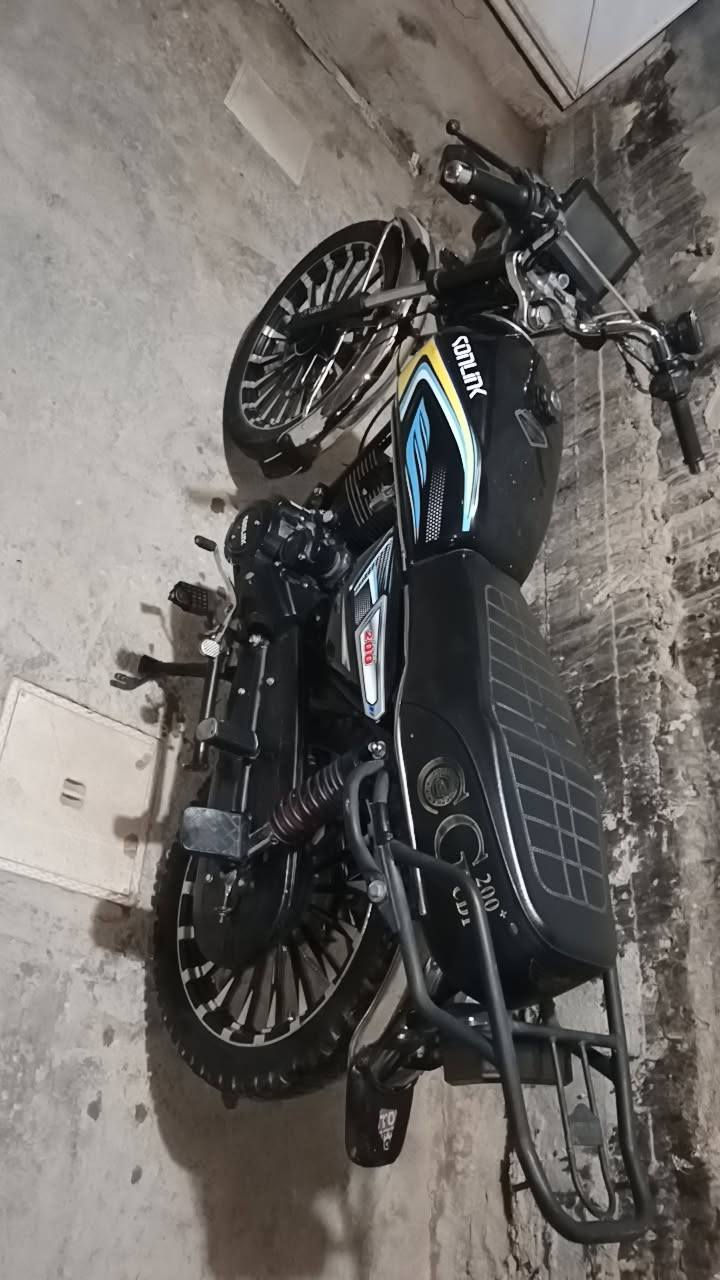 السلام عليكم دراجه سونك 2024محرك 200 دراجه نضيفه
للستفسار ***********‬‏
‏‪***********‬‏
