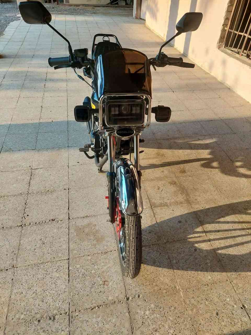 سيفـان ٢٦مابيها نقص كفاله كامله مكمله اوراق كامله كلها شغاله مال جناي مكان ديالى بعقوبه سعر ٨٠٠بي مجال بسيط كلش شراي اتصل ***********
