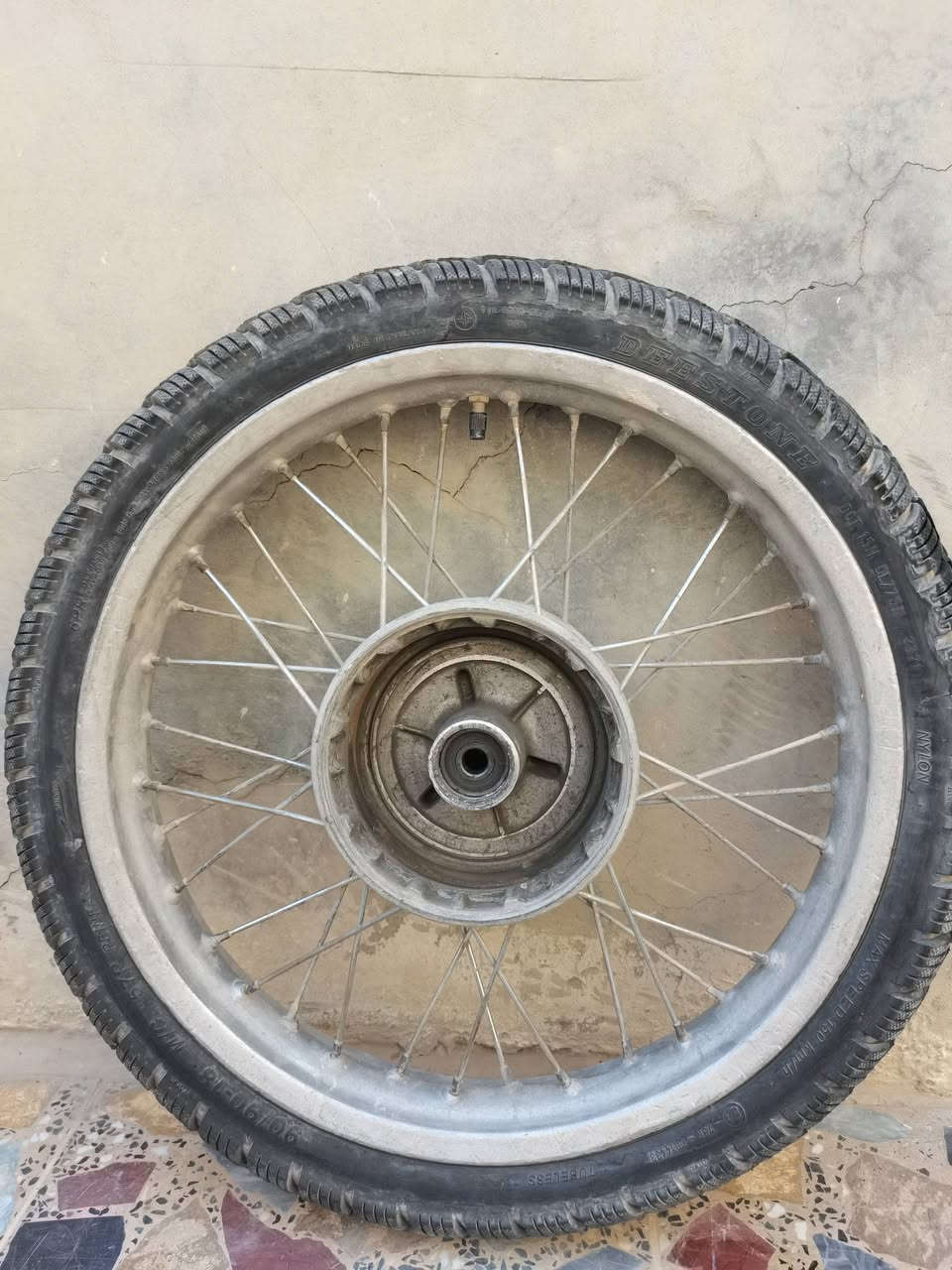 ويل خلفي حجم ١٨
82
بي ثلمه شغال عل فحص شرط بوربرن حصر ااصفحتين 
سعره ٥٥


**إذا كنت صاحب هذا الإعلان وتريد حذفه لأي سبب، رجاءا أرسل رسالة إلى الدعم الفني**