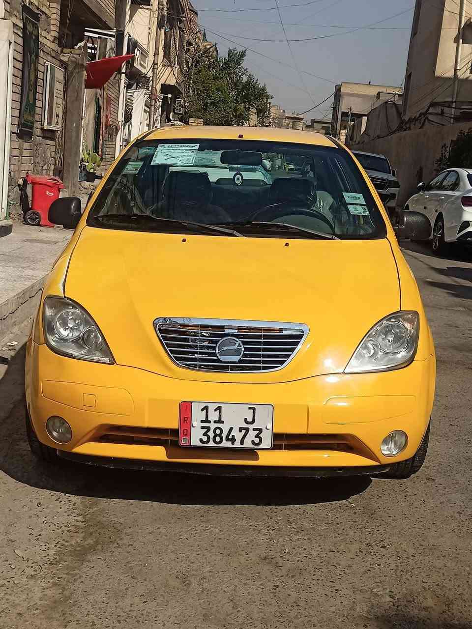 يا الله السلام عليكم 
طيبة موديل 2015 سيارة حلوه خير من الله 
  كير مكينه جدد  ،،  تدفئة تبريد 
 صدر امامي خلفي جديد  ،،  تخم تاير جديد خط ابيض
  دوشمة جديدة كاملة 
  هيئه غرامات تصفير جديد ،، سنوية 2028 
هزة جديدة  ،، رقم انكليزي دولي ،،
  كهربائيات كاملة بدون نقص
  سيارة جاهزة كبل للشارع
العنوان بغداد 
متواجد واتساب ورصيد ،، اتصل وتدلل  
الرقم ***********
