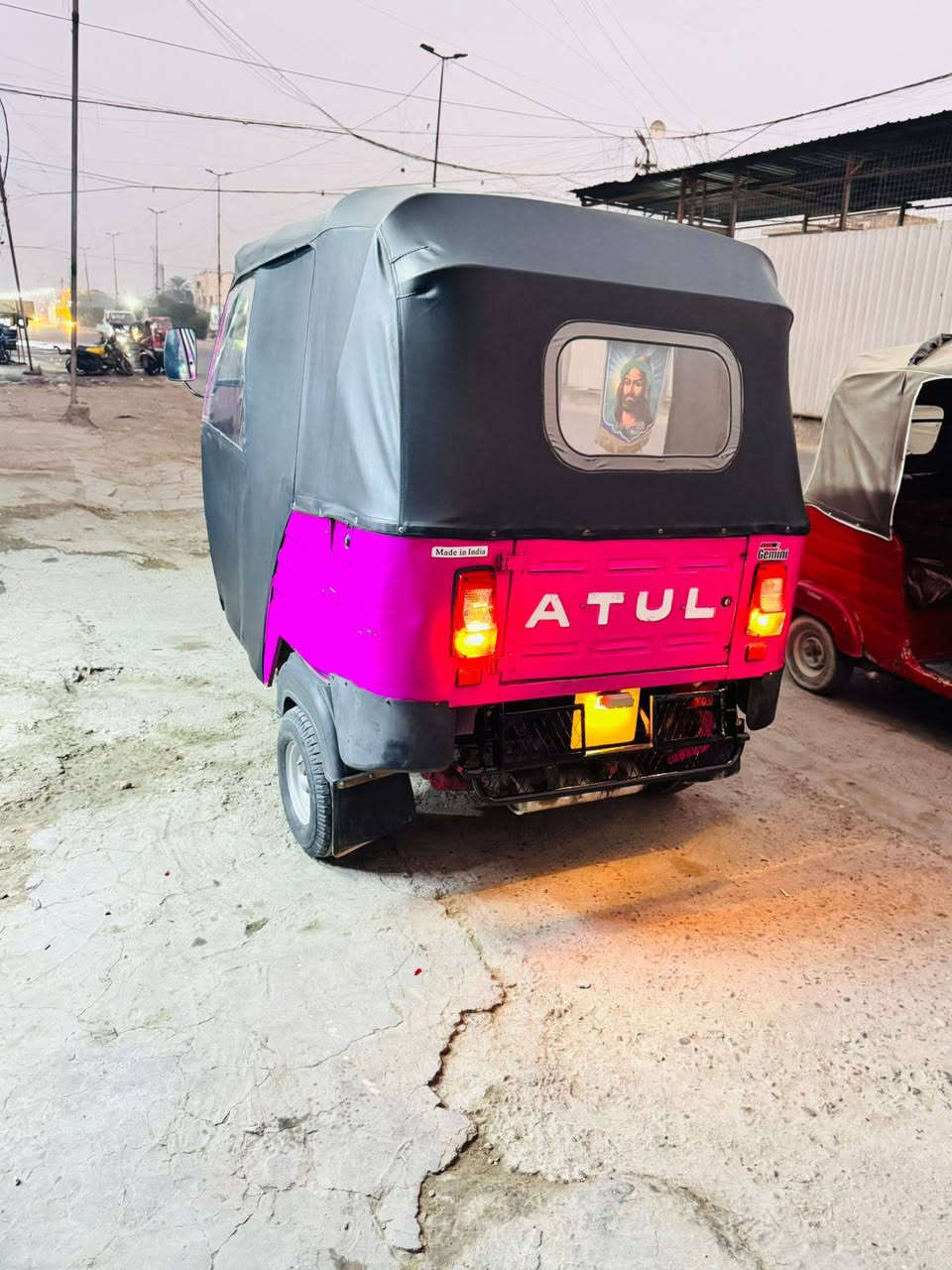 السلام عليكم
تكتك (أتول)للبيع السعر مليونين وبيها مجال بسيط الاتصال على الرقم فقط*********** مكلف بلنشر التكتك مو مالتي
