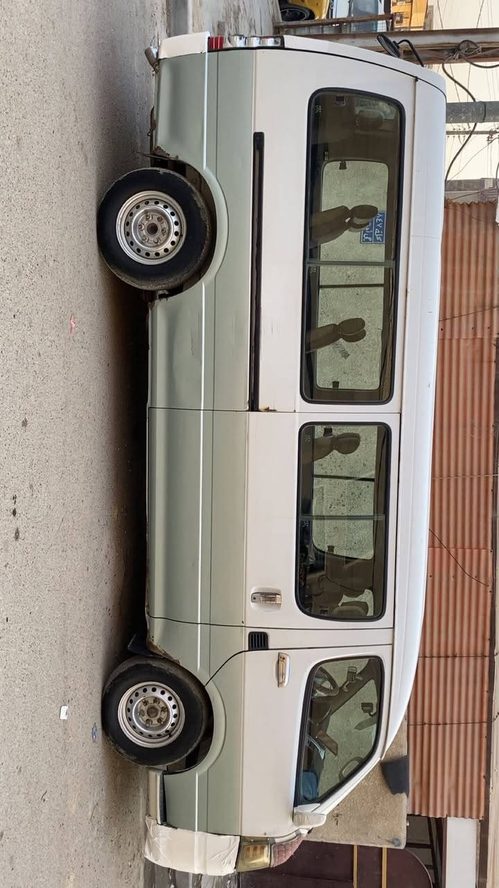 السلام عليكم جمبي h1 موديل 2012 
السعر 70 وبي مجال مكان بغداد 
متواجد ع الواتساب 

***********
