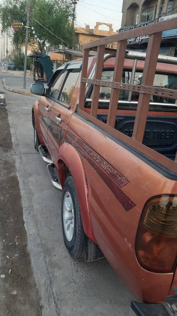 سلام عليكم سياره للبيع بيكب دبل قماره سكاي ٢٠١٣نضيفه  استخدام بيت السعر ٦٠
العنوان بغداد الدوره موبايل ***********
