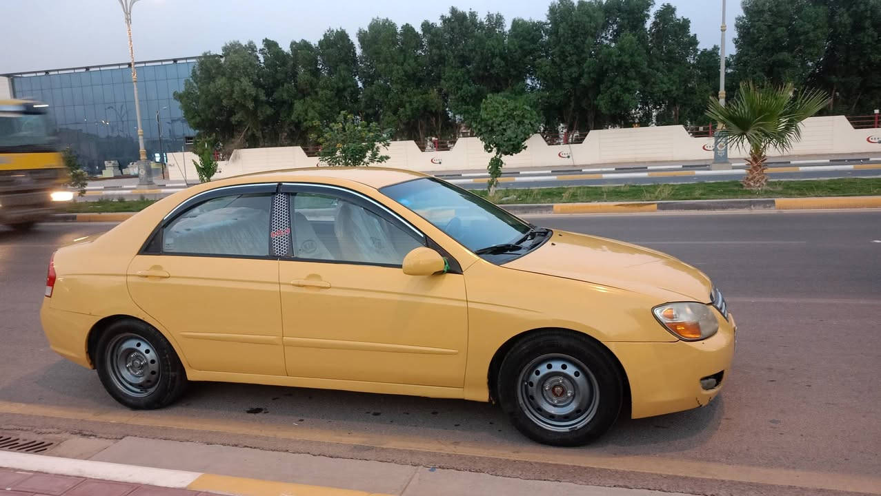 السلام عليكم شباب عندي سبكترا مديل 2009 للبيع هاي صورها السياره سعرها 82 وبيها مجال شي بسيط هذا رقم تلفوني *********** قليل ادخل للفيس بوك
