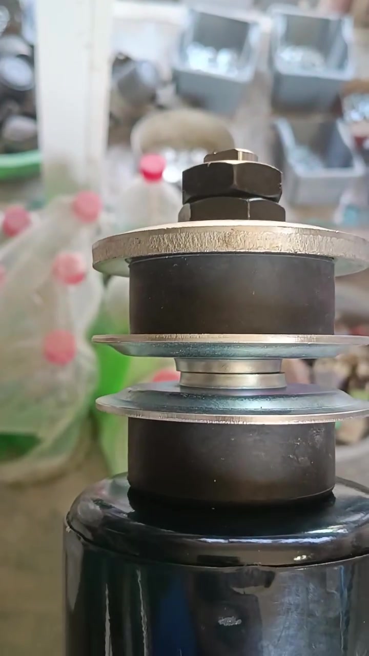 السلام عليكم يتوفر لدى ورشة الفنلندي الهندسية قطع غيار باص صيني ،
العنوان كربلاء حي الصناعي 
***********
