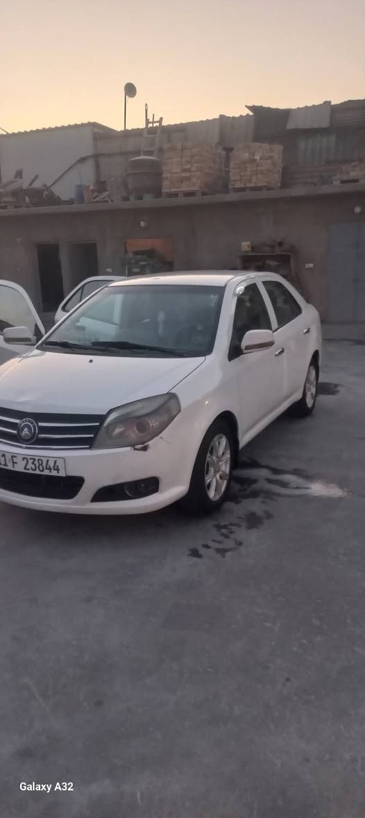 السلام عليكم جيلي 12كير مكينه تبريد تخم تاير دوشمه السياره بأسمي فول كهربائيات بيهه خياس    بلذيول مامسويهن مكاني بغداد الكماليه ***********
