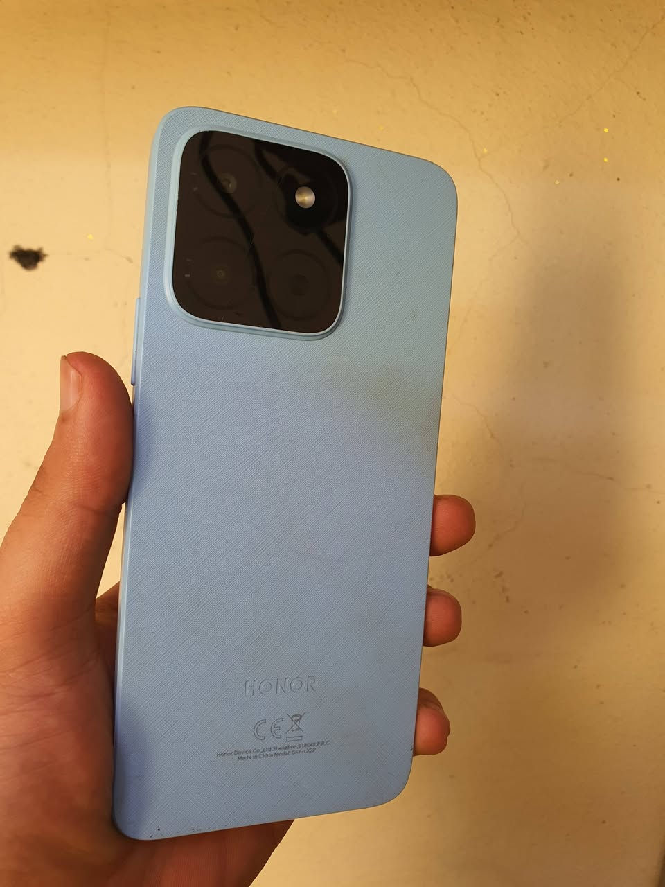 📱 HONOR X5b Plus — جهاز مستخدم بسعر مناسب

🖥 شاشة 6.56 بوصة بتردد 90Hz
⚡ أداء سلس للاستخدام اليومي
💾 ذاكرة 4GB رام
📦 تخزين 128GB
🔋 بطارية قوية 5200mAh تدوم طول اليوم
🔐 بصمة جانبية + شريحتين اتصال

💰 السعر 150,000

📍 العنوان: (العلكايه الشارع الثاني مقابيل صيدليه لواء فلاح)
📞 للحجز والاستفسار راسلنا خاص


**إذا كنت صاحب هذا الإعلان وتريد حذفه لأي سبب، رجاءا أرسل رسالة إلى الدعم الفني**