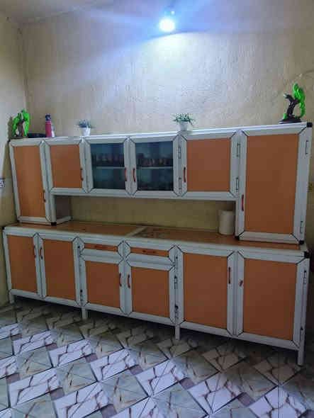 سلام عليكم عندي كاونتر لبيع طول مالته ٣متر  تزكام رايده يتوصل وياي عل هاذه رقم   ***********
