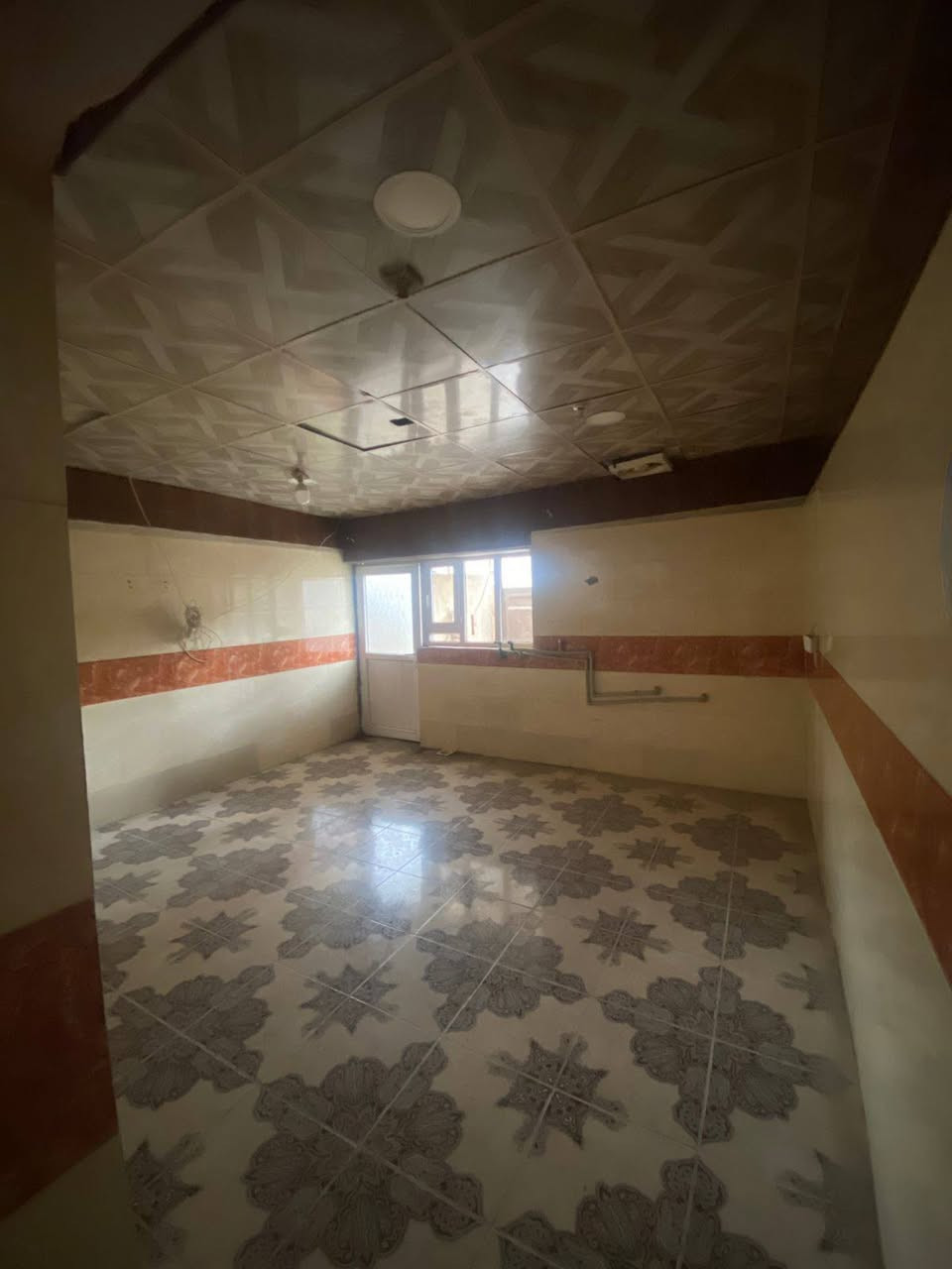 دار طابو صرف المساحه 200 متر الواجهه 10 متر 
الموقع كركوك حي الواسطي 
يباع بسعر قطعه ارض 
بيع سريع ب 143 مليون قفل قفل 
للاستفسار الاتصال على 
***********
