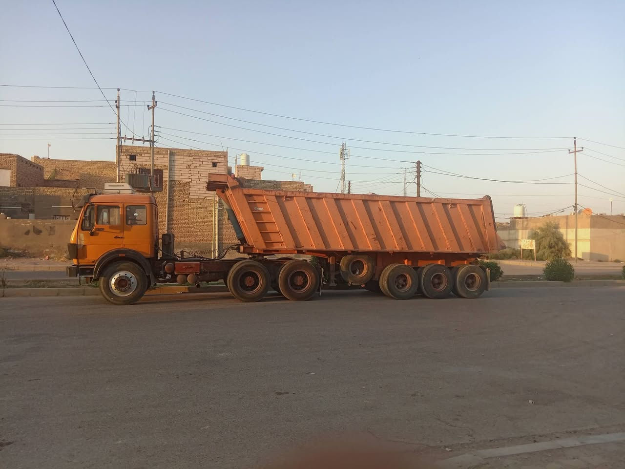 للبيع البي 81 مكينه 35 كير 190 مجموعه نص جيف بوربرن جبر براميغ ابو تسعه شاصي بدون صبغ رقم انكليزي سنويه إلى 2030 عربانه سيكام المانيه تخم تاير مكفول كفاله عامه السعر ٣٦٠ الاستفسار الرقم ***********
