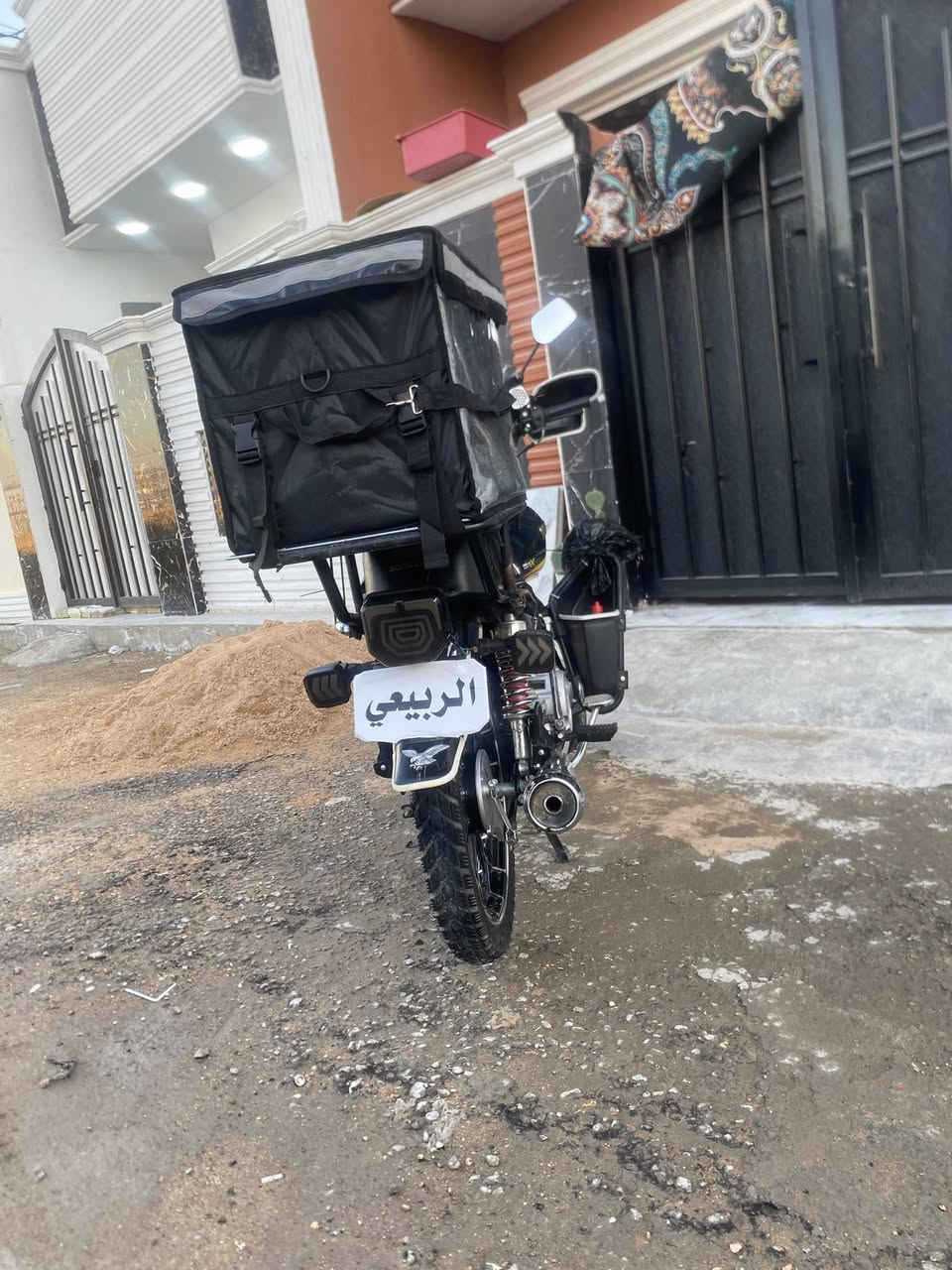 سلام عليكم دراجه ايراني سولنك 5كير مكينه150cc موديل 2024 دراجه خير من الله ربع دينار مذب عليها امانت الله الدراجه مصروف عليها هواي اتاير امامي خلفي جديد بريكات امامي خلفي جديد كهربائيات كلها شغاله كلجها دهن يعني انسه ينكطع عندك كلج والدراجه شوفت عينك بل صور دراجه مال جناي من الاخير ما اتعبك بس توازيت على بيعتها سعرها 800وبيها مجال حك الجيه للاستفسار اتصال على الرقم(***********)عنوان بغداد الدوره ابو دشير
