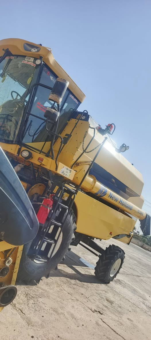 السلام عليكم حاصده2017للبيع رقم سليمانيه شرط التحويل مكفوله كفاله عامه محرك كير شرط قطره لحيم ماكو الشراي يتصل ***********المكان كركوك قضاء الحويجه
