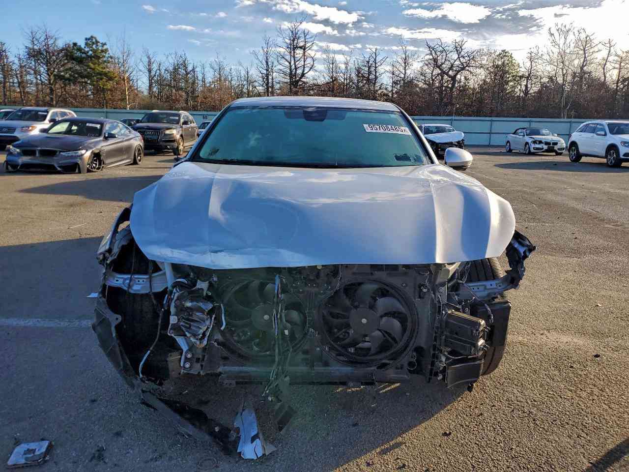 للبيع نيسان التيما SL
📍 موقع السيارة / عمان المنطقة الحرة
🚗 الموديل : 2024  نيسان التيما  
🔴 الـعـداد : 15007 ميل 
🔴 اللـون : سلفر
🔴الضرر موضح بالصور 
مواصفات السيارة : SL فول مواصفات
بالإمكان ادخال السيارة على كتاب الشهداء
  📍 موقع شركتنا  : ديالى بعقوبة / شركة نجوم اليمامة مقابل الصناعة الثالثة
عمان المنطقة الحرة / شركة الجدير 
السـعـر :  14.000 $   قابل للتفاوض
للتواصل على الارقام التالية 
*********** صلاح العبيدي 
*********** علي عباس
