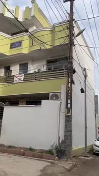 حي اور • ١٠٠م • ركن مفروش