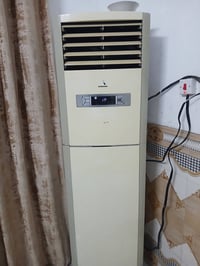 سبلت عمودي • ٢ طن وثلث • نظيف