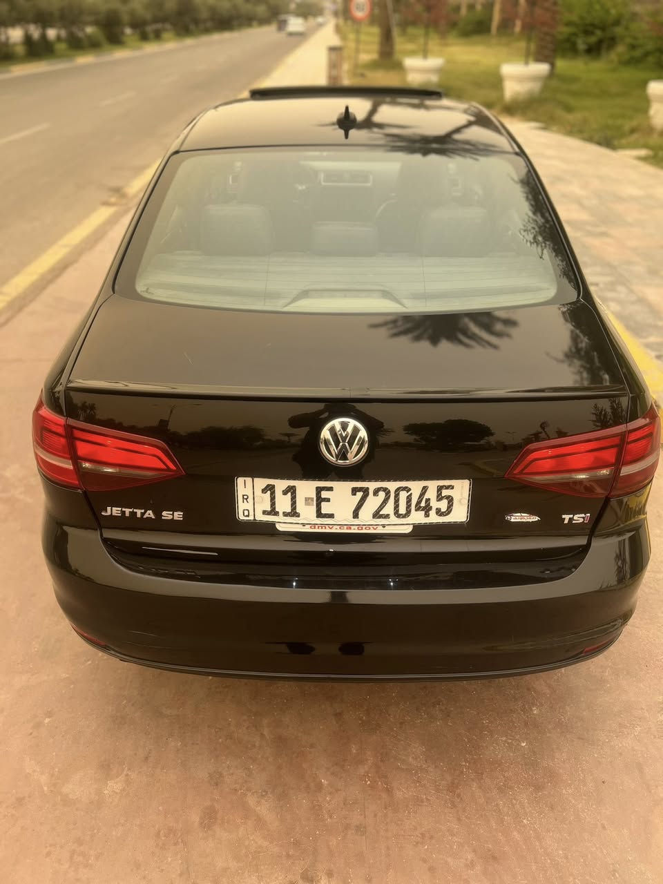 شلونكم شباب
للبيع :
Volkswagen Jetta 2018 SE  1.8T🚀
رقم بغداد
محرك 1.8T 🚀🚀
ماشية السيارة 134 الف 
وكير 6 سرعات  
تبريد ثلج❄️
كشنات جلد داخل اسود
 بصمة تشغيل وابواب
رادارات امامي وخلفي 
نقطه عمياء 
اشاير بالمري 
  سلايد روف
 تحكم ستيرن
 هيترات بالكشن
 ويل Sport تخم تاير
السيارة عليها ادامة كاملة من :
صدر امامي 
صدر خلفي 
بلكات نوزلات فيت بم فلاتر 
 
مكان السيارة بغداد شارع النضال مركز ومحلات سجاد رحيم
🔥🔥والسعر   105 وبيها مجال  🔥🔥

***********
