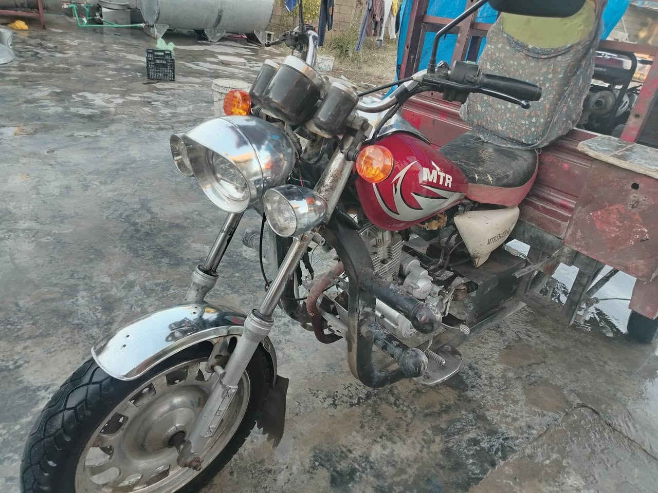 سلام عليكم  ستوته امتيار محرك ابو طير سعر 550شاصي نظيف تيرات جدد العنوان ديالى حمرين موديل 2014 اوراق  الرقم ***********
