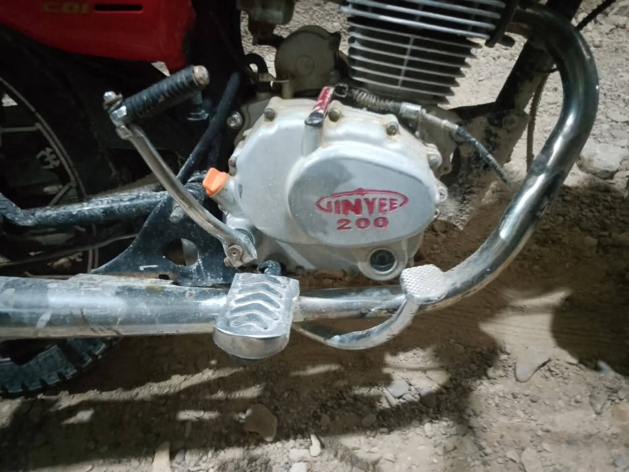 موطور للبيع شقال سلف ومحرك 200
السعر 325
المكان عنه


**إذا كنت صاحب هذا الإعلان وتريد حذفه لأي سبب، رجاءا أرسل رسالة إلى الدعم الفني**