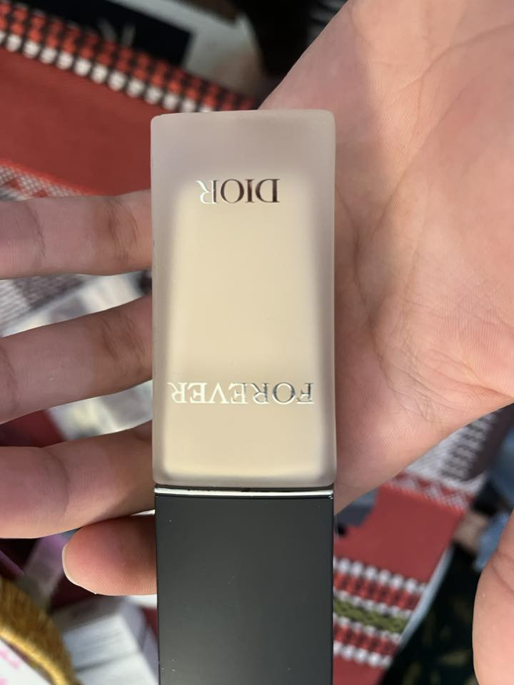 للبيع شرط اصليات من الموقع سعر الواحد فوك ال 60 الف made in france ثنينهن ب50 هيه و التوصيل 
رقم الحجز *********** واتس
