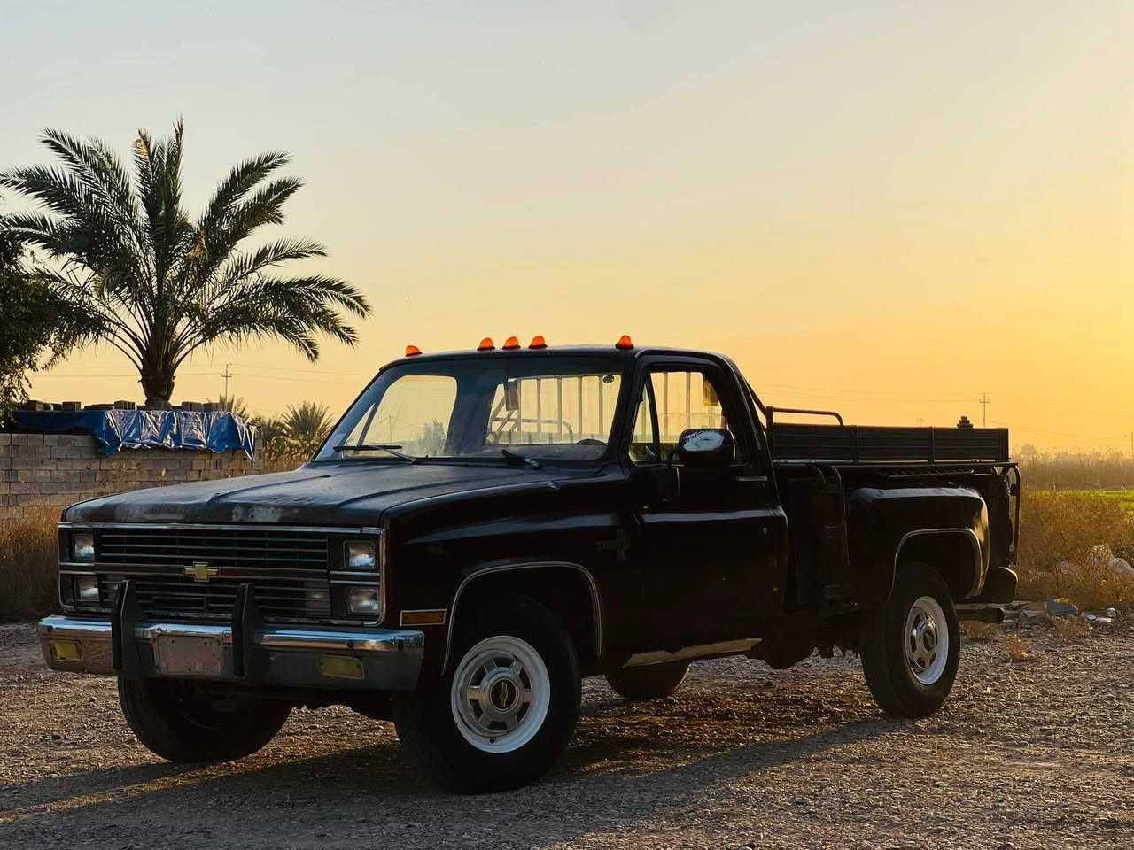 السلام عليكم للبيع شفر موديل 83 محرك 305 كير 400 رقم صلاح الدين دولي باسمي لون جوزي مكاني بغداد 
***********
***********
