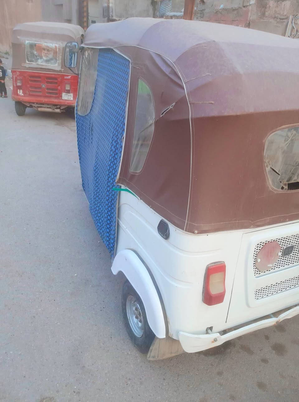 تكتك 21 بلسنويه 22 بيها ضربه بسيطه ومعمره السعر 8000 بيها مجال قليل ***********
