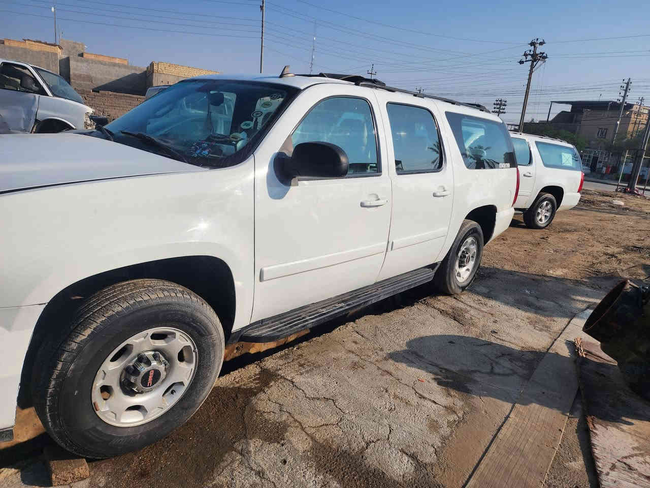 سلام عليكم يوكن جمسر فحل 2007 سياره تعمير كامل تخم تاير مكينه كير غرفه كله جديد بيع مستعجل المكان البصره. قضاء المدينه سعر 135 رقم الهاتف ***********
