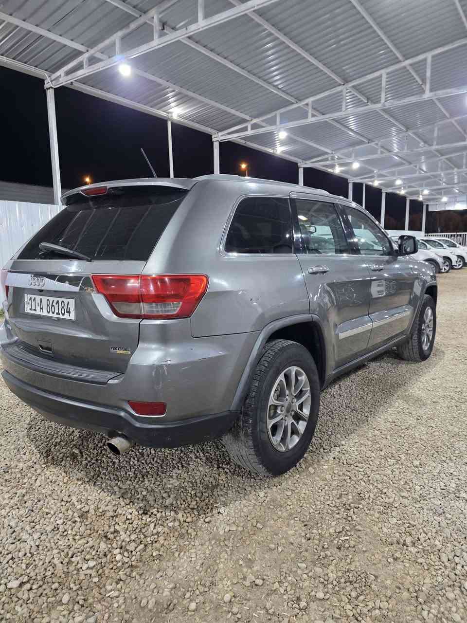 السلام عليكم  جيب ١٢ سمنتي بنيد فقط والباقي كفاله كير مكينه ٦ تخم تاير رقم وسنوي جديد   بغداد بسمي السعر  ١٣٩
*********** علي ***********
