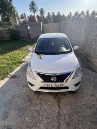 نيسان صني للبيع موديل ٢٠٢٣ أربع دكم كهربائي سياره مابيها شي  كامله اي ...