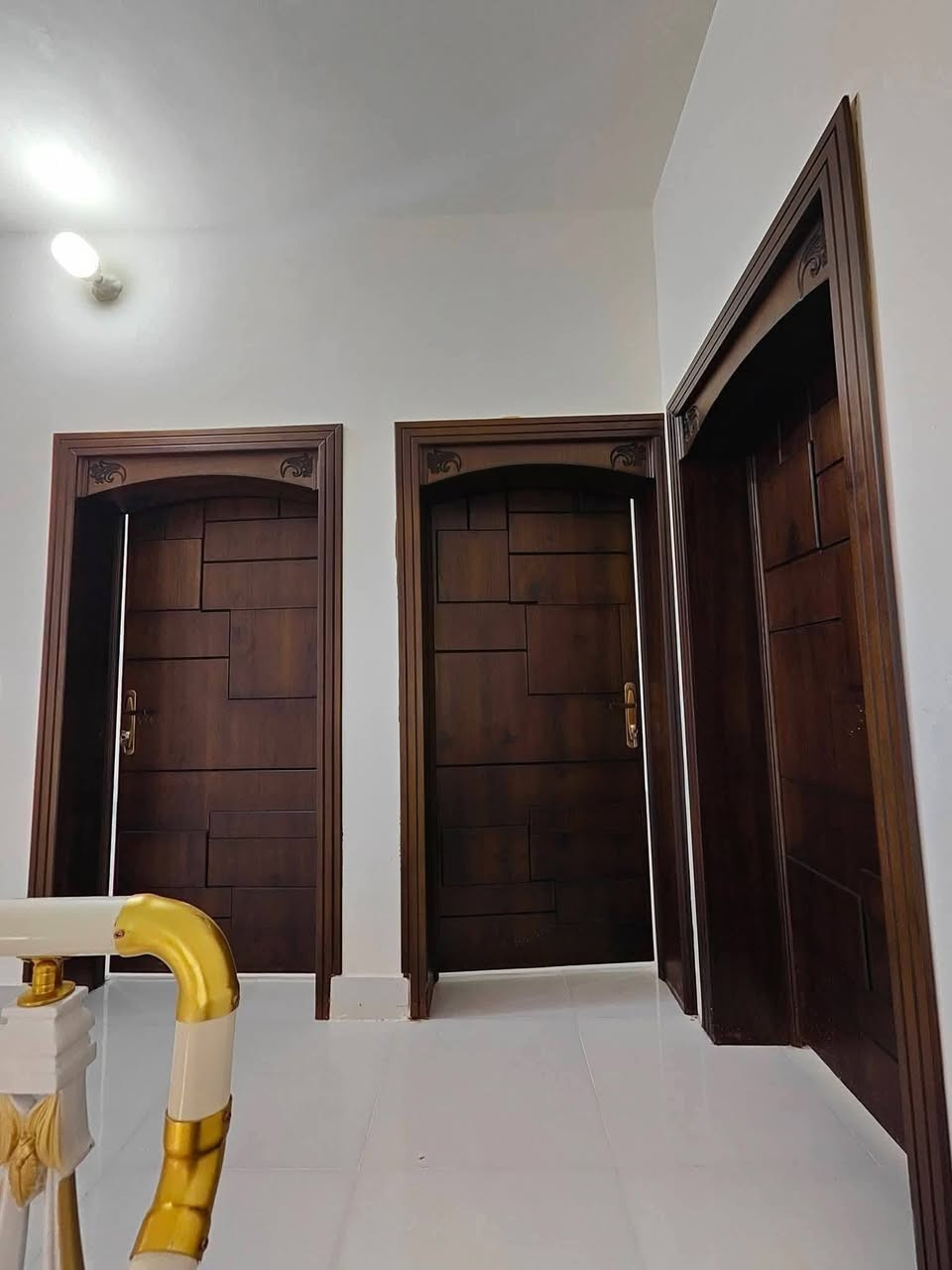 يالله 
بيت البيع كربلاء المساحه 100طابقين 
العنوان مدينت بألعاب السندباد
مجمع انور كربلا 
كافت خدمات 
يصلح سكن او حسينه الزور 
أي ستفسار اتصال للرقم 
***********واتساب 
***********واتساب
