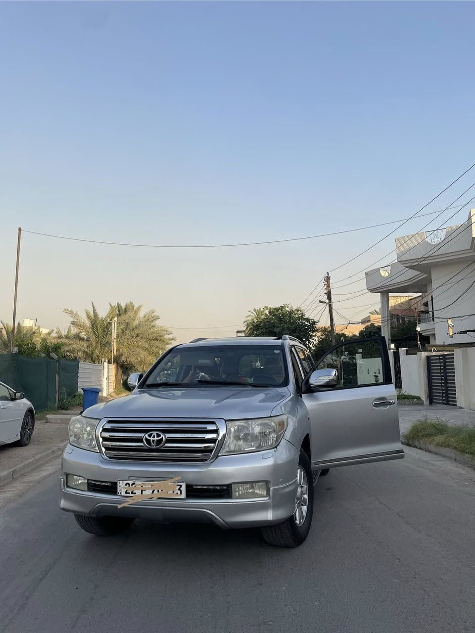 سلام عليكم 
لاندكروزر موديل١١  ستينيه من نضف ستينيه سنويه 
سياره كفاله عامه  بيه شبر بارد 
فول موصفات 
شاير بل مري تحكم ستيرن 
زراك لايت مري شفط 
شاشه جبيره كامرات360
٣قطع تبريد
جلد كشناد  بقلوه
سبع راكب 
محرك بدل طابوكه بيه ضمان ربع سنوات كير كفاله v6
رقم اربيل بسمي تحويل ثاني يوم
تشغيل ع بعد 
زنون عالي وناصي
لد ليزري تاخلي  
سعر 300 وبيه مجال 
لبيع مراوس  
مكاني بغداد لعامريه
***********

