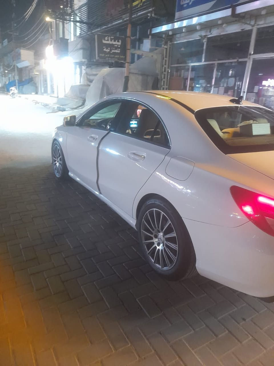 مرسيدس بنز CLA250 2018 وارد ياباني السياره خير من الله حجم المحرك: 2000 سي سي (4
سلندر، بنزين، توربو)
دفع أمامي (توويل)
• السيارة بيه جاملغ صبغ فقط
• عداد المسافة: 80 ألف كيلومتر
• بحالة جيدة، بدون أي أعطال، لا تحتاج
لأي مصاريف.
• المحرك وناقل الحركة (كير) بحالة
ممتازة،
AMG كتات •
• داخلية بيج مميزة
AMG ويالة •
• شاشة كبيرة
• رادار أمامي و جانبي
• داخلية سوداء جديدة
• نظام التوقف والانطلاق الأوتوماتيكي
(أوتو ستوب، أوتو هولد)
• شفرات تبديل السرعة على المقود
Harman Kardon نظام صوت •
• حساسات ركن
• كراسي جلد
• كراسي مدفاة
• كراسي مع ذاكرة ضبط وضعية الجلوس رقم بغداد مميز مكان السيارة كربلاء رقم ***********  ‭٠٧٧٣ ٠٠٤ ٤٥٢١‬ سعر 175 وبيه مجال
