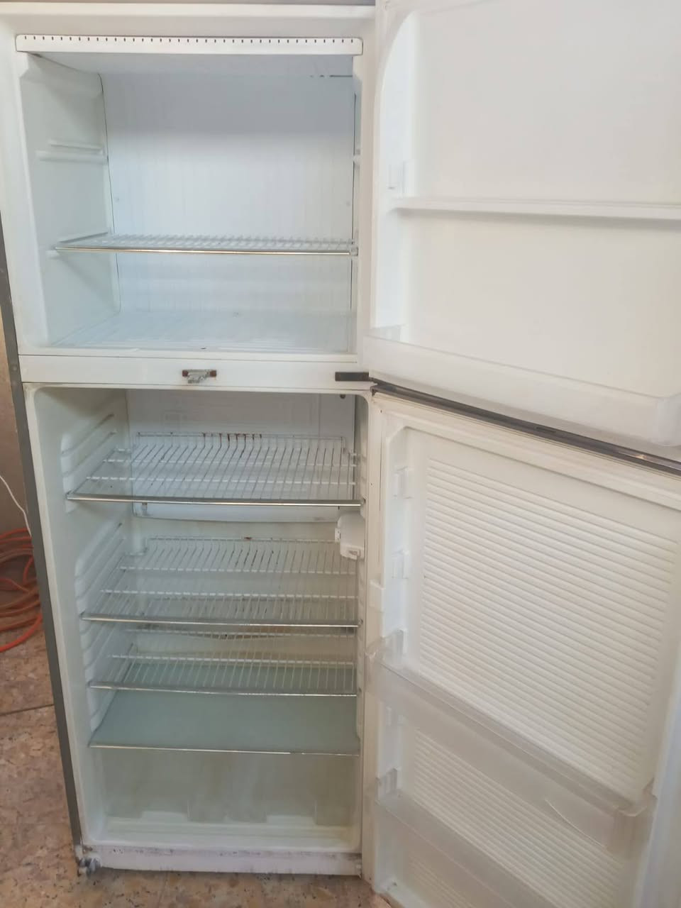 سلام عليكم عيني عندي ثلاجه كرافت للبيع نضيفه ١٨ قدم ثلج وتبريد خير من الله عنوان حي اور السعر 160


**إذا كنت صاحب هذا الإعلان وتريد حذفه لأي سبب، رجاءا أرسل رسالة إلى الدعم الفني**