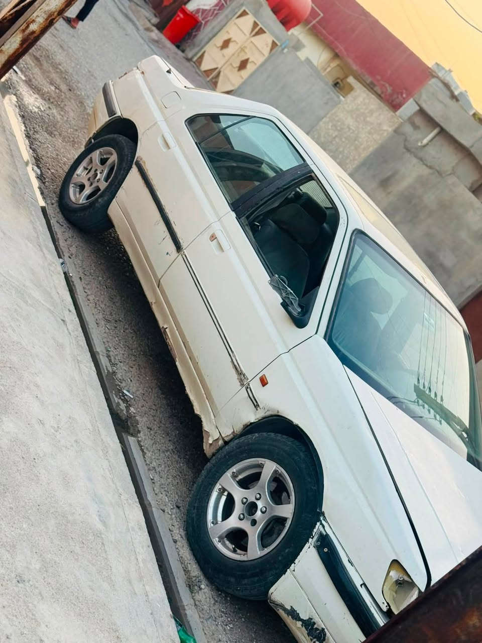 بيجو البيع مشروع وطني سنويه 2028 شرط التحويل كير ومحرك كورلا شرط السعر 13 وبيها مجال المكان الحويجه 
***********
