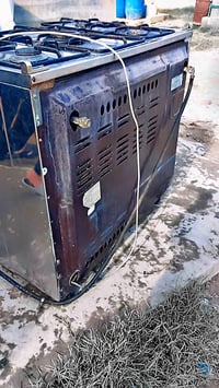 طباخ فرن • صقلاويه