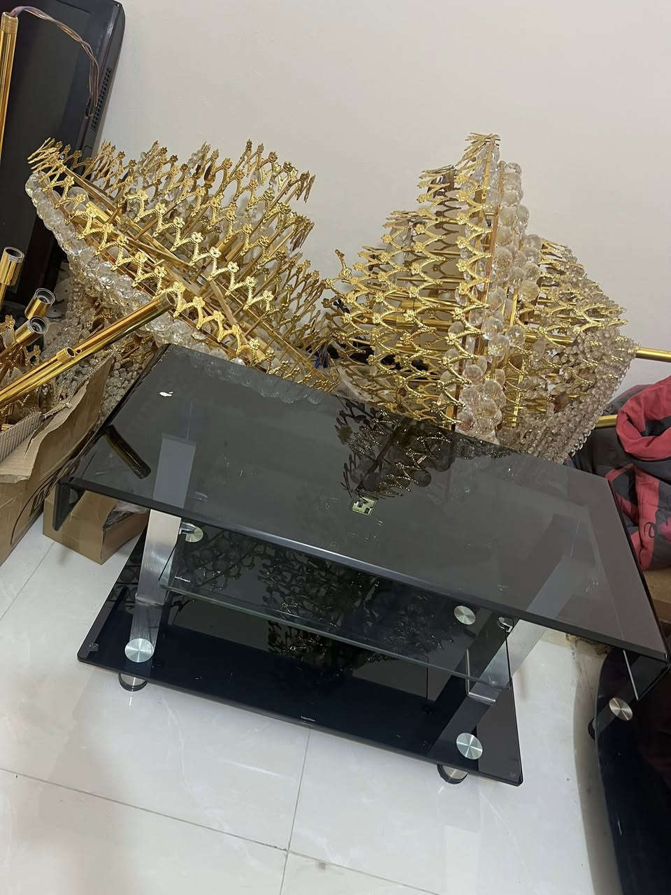 أثاث بيت كامل للبيع في البصره /البراضعيه/للاستفسار الاتصال بالحجيه ام علاء  ***********
