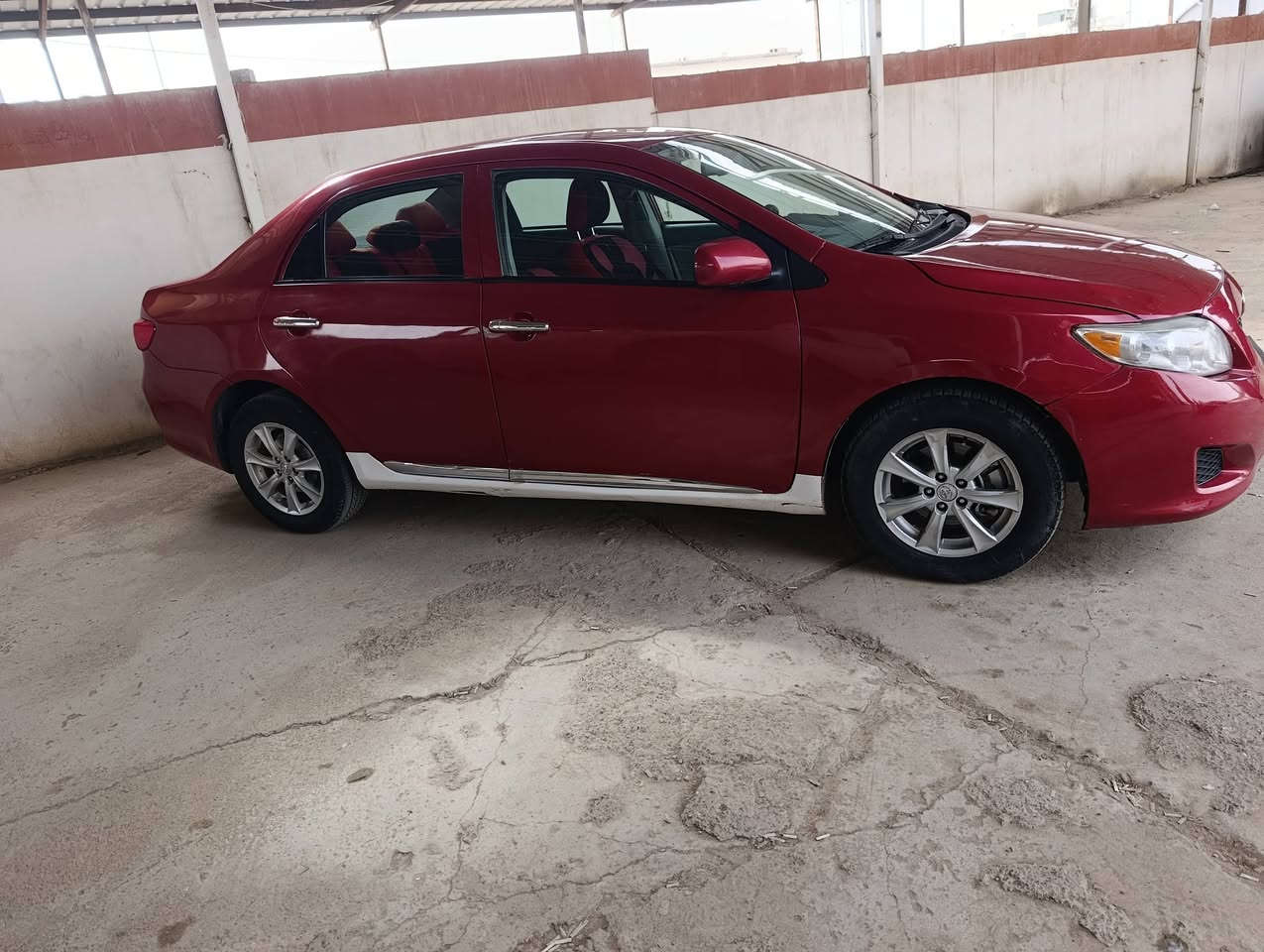 كورله للبيع موديل 2010 سنويه جديده رقم جديد شرط التحويل صدر جديد محرك ما مفتوح كير كلها شرط السياره مرشوشه عام بدون دواخل بس اشويه بل ابطانه السعر 90 
***********
