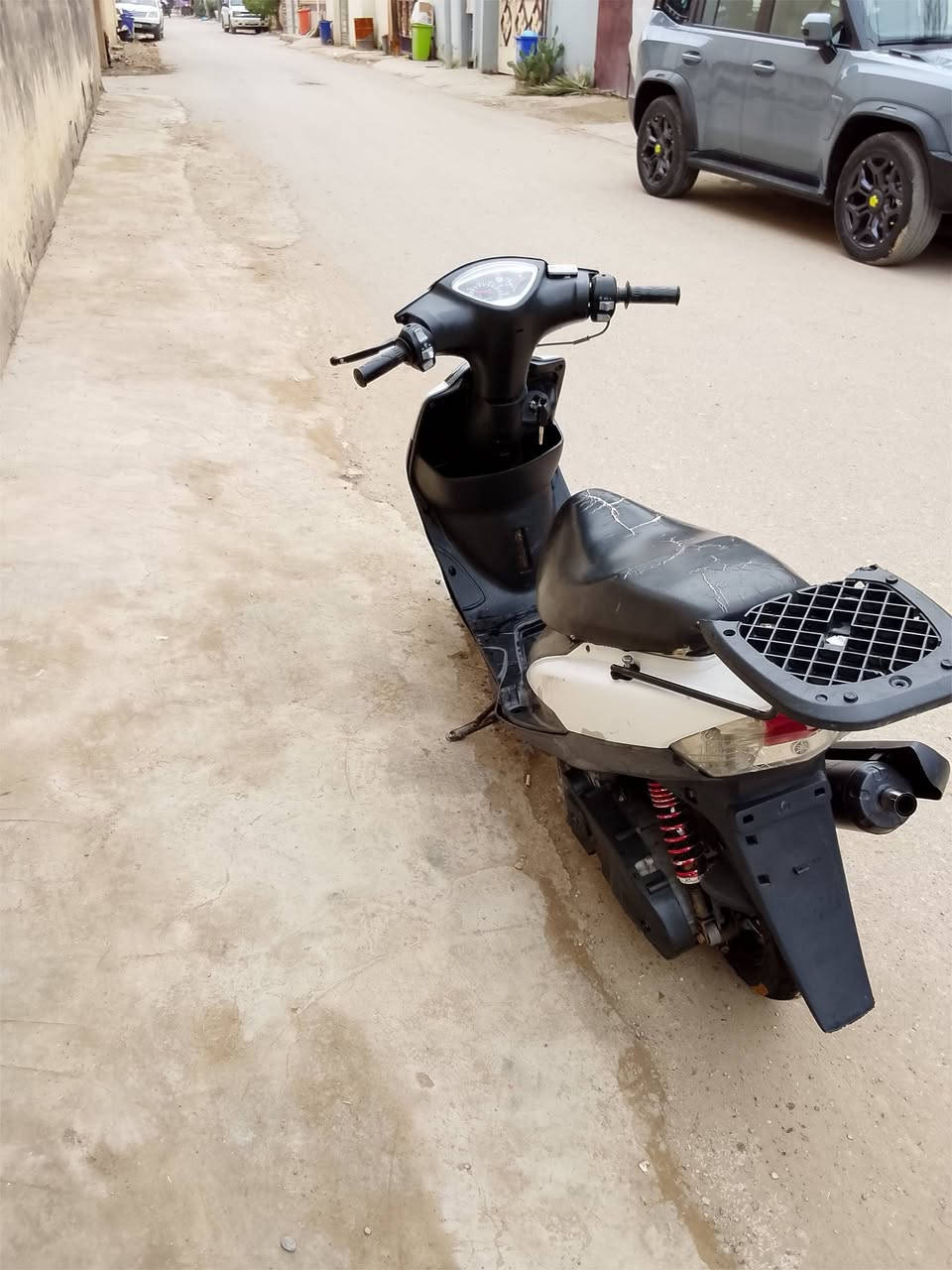 سلام عليكم للبيع ماكس عدله 120 صالنصه fm كلجات رياضي شوته رياضي بوشه 49 سلف 55 تخم تأير دبل خلفي رياضي نقصهه هندر سعر 550 دراجه شلعه معدله *********** عنوان ديالى بعقوبه
