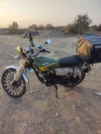 سيفان موديل 25 نضيف اول تبديله دهن اقل منشهر صارله ونضيف محركه شرط  ال...